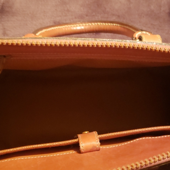 Purse - Picture 2 of 4